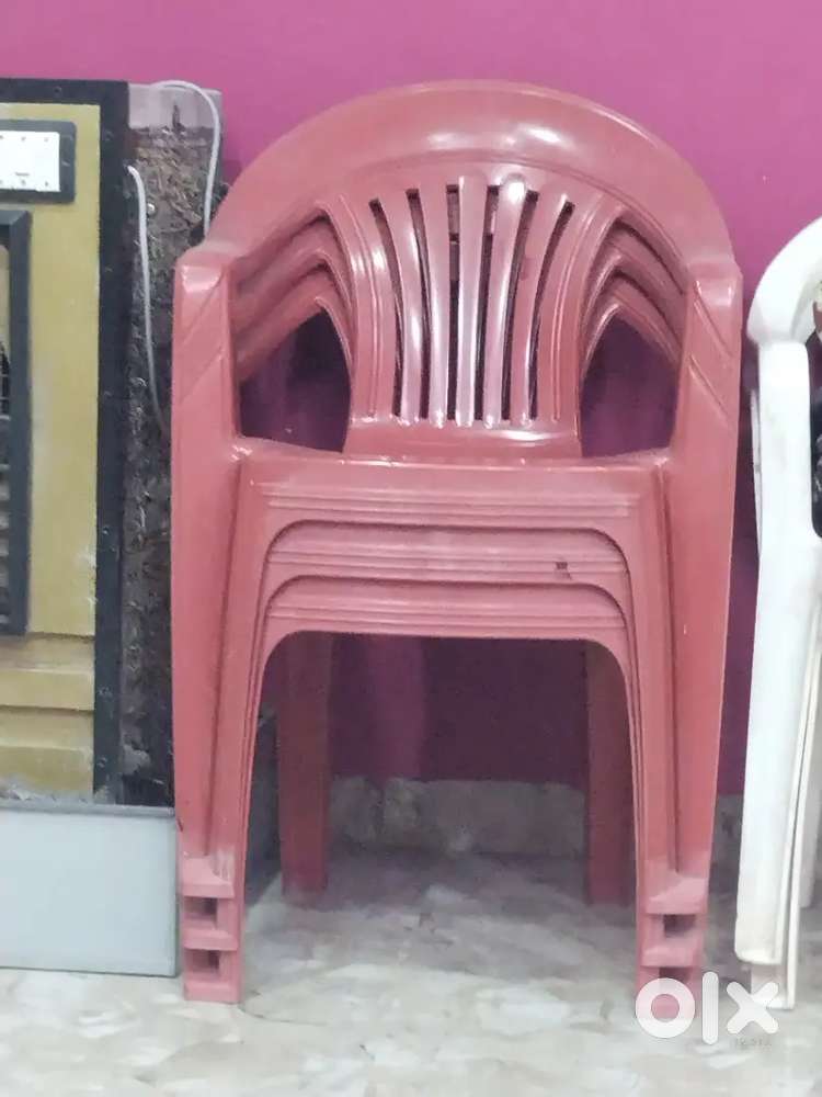 Chair urgent sell