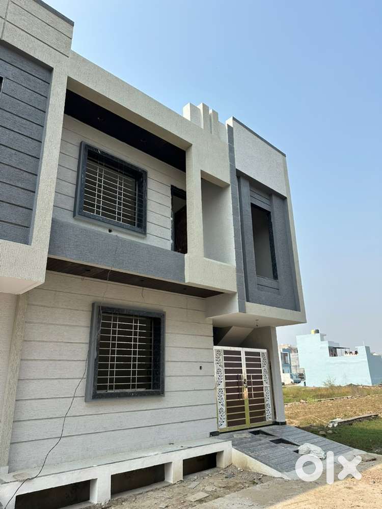 Ready to Move House in Gated Colony