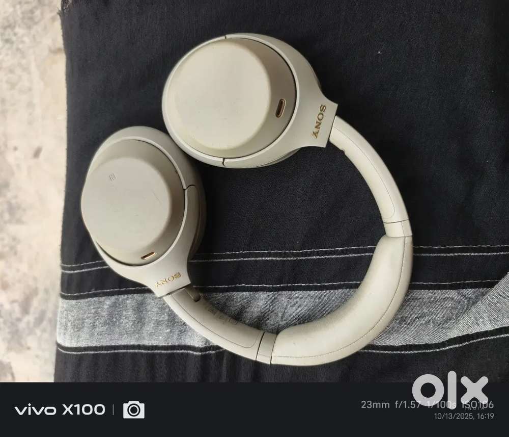 Sony WH-1000 XM4
