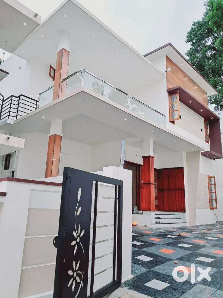 Mannanthala maruthoor Mc road near 3 bhk 4bhk available