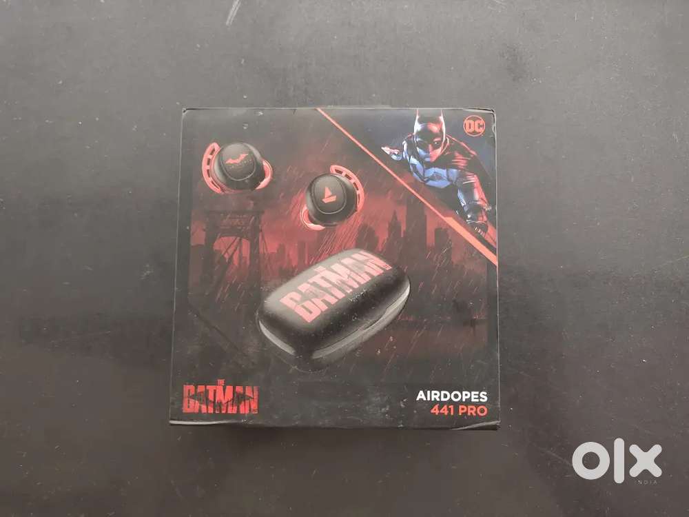 Boat airdopes 441 pro batman edition