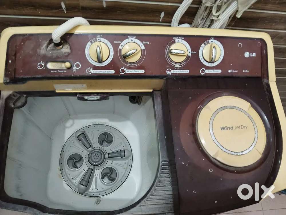 Lg washing machine 7 years old fully working condition
