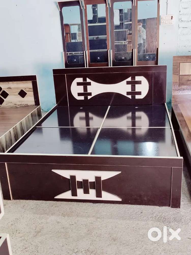 NEW ATTRACTIVE KING SIZE BED