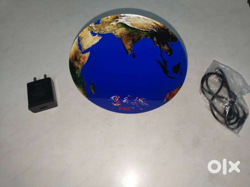 Xech Solaris Desktop Clock Speaker –  Open Box LED Clock + Bluetooth