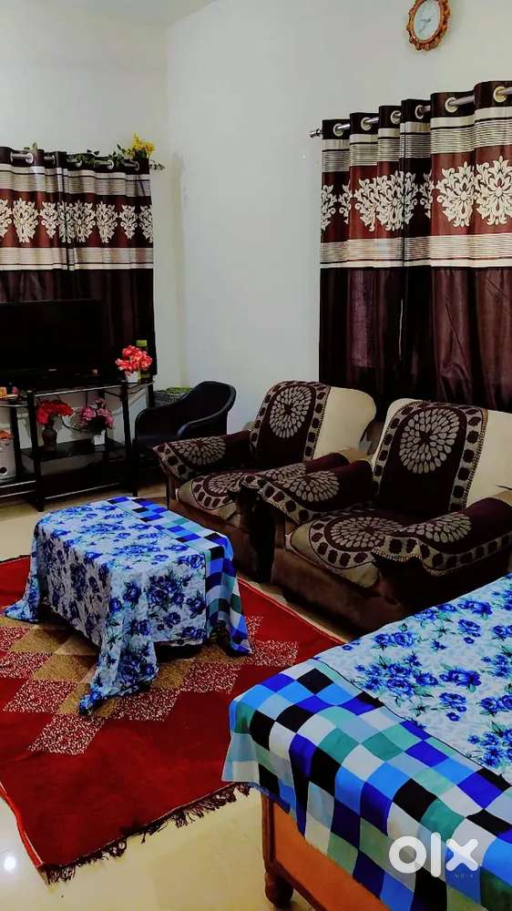 1 hall 3 bedroom 1 kitchen 2 bathroom parking area 600sq feet