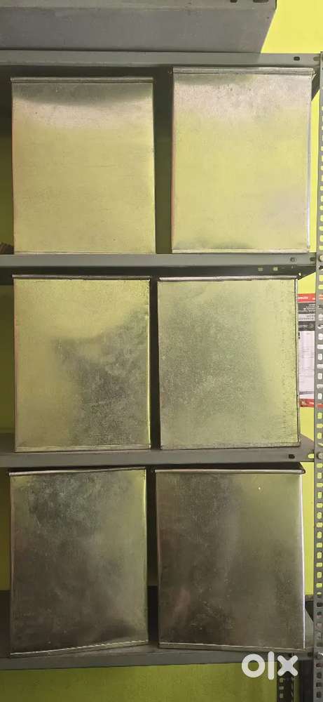 Still racks one piece 1500  Stealbox one piece 500.