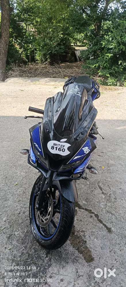 R15 2019 model full condition bike