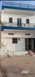 A house with 4 bedroom+ attech late bath