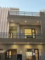 LUXURY VILLA IN GOOD LOCALITY
