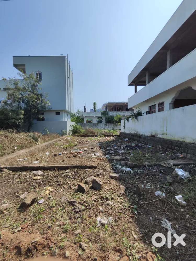 135 gajala land for sale at erra gattu gutta