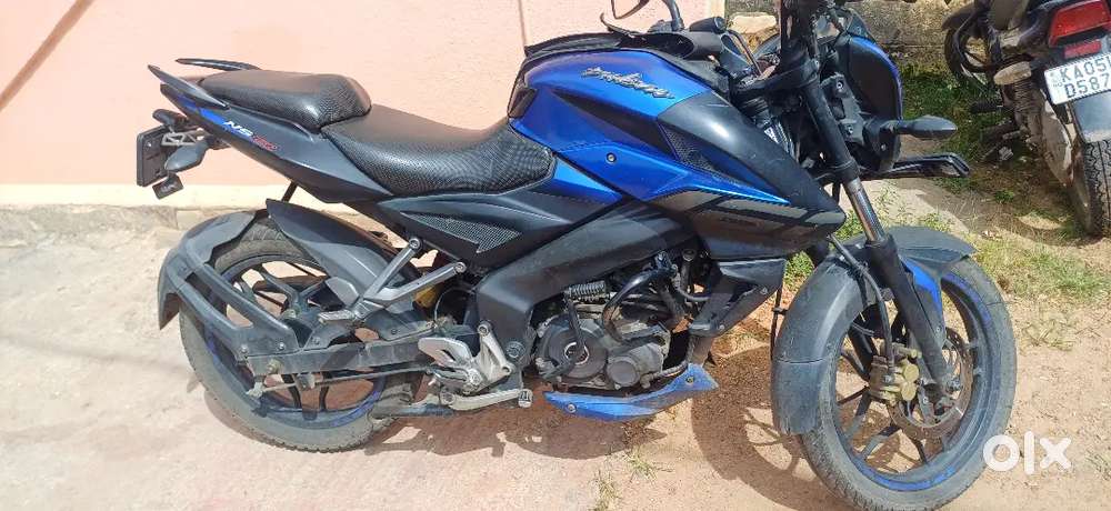 Bajaj pulsar ns160 2018 model