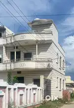 House near Kandwa Bazar, Chitaipur