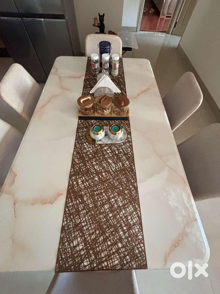 Dining table - italian marble top