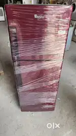 I'd999 whirlpool meroon colour double door refrigerator with stabilize