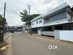Commercial complex with Residence attached