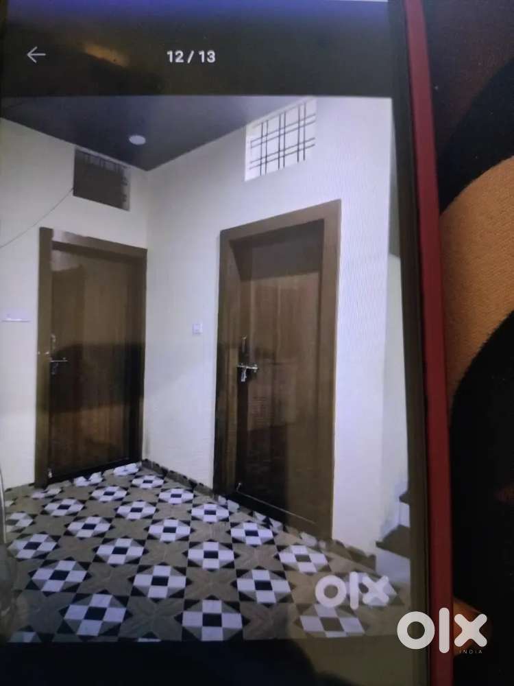 1 BHK available for bachelors boys & girl