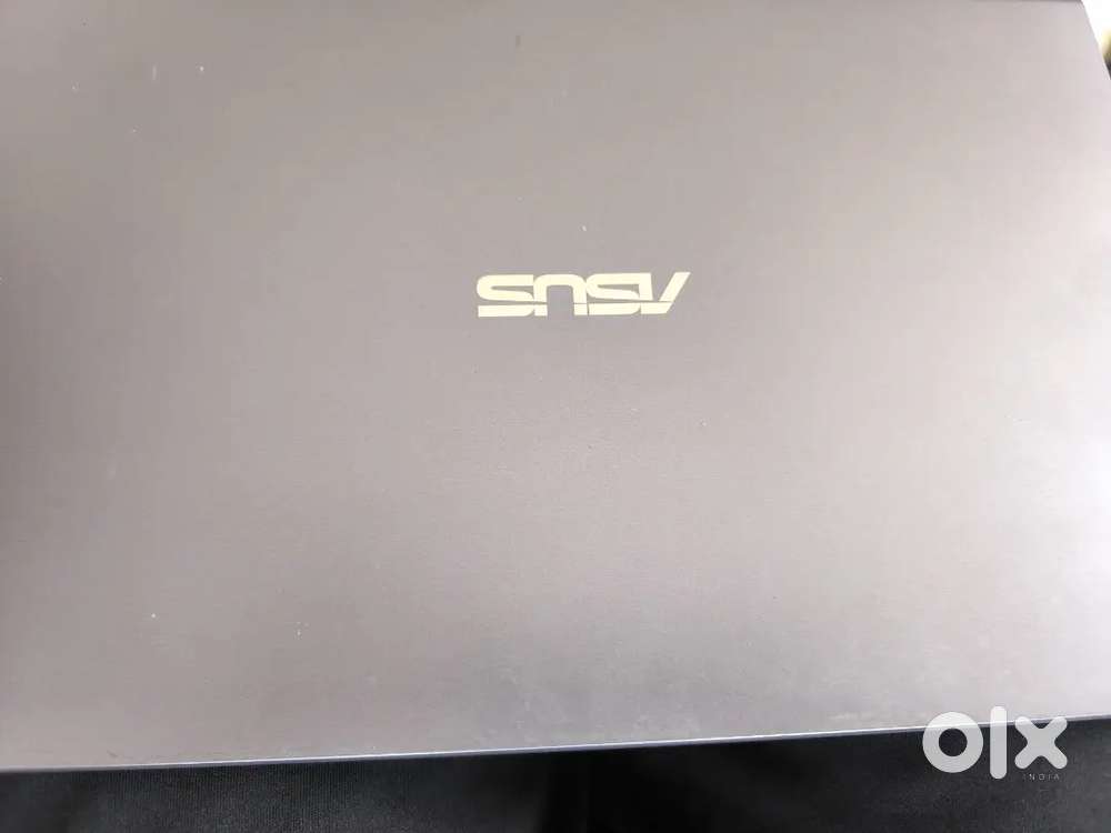 Asus vivobook laptop