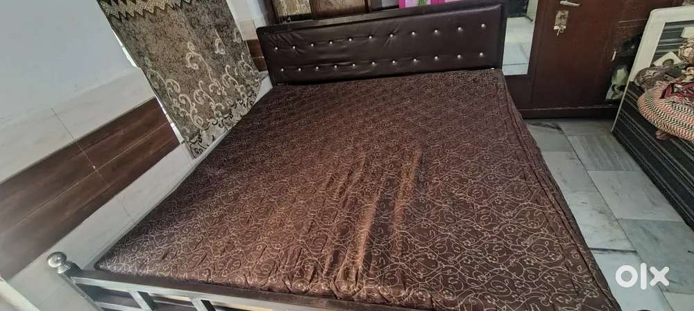 Metal iron bed bad box  storage folding with mattress