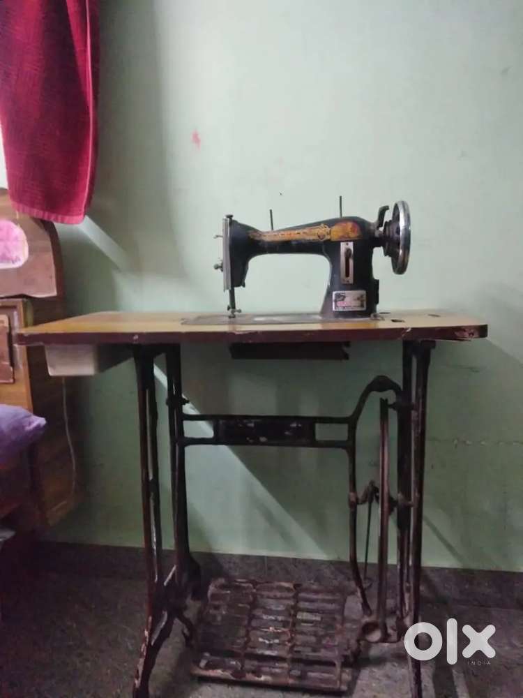 Tailor machine