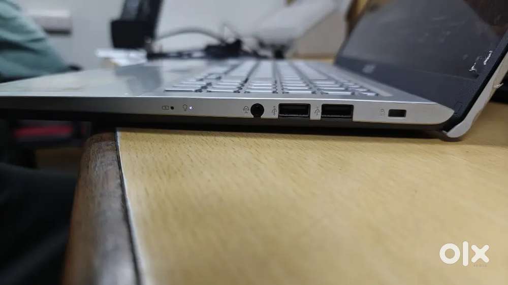 ASUS Vivobook 15 – X515EA-BQ522TS (i5 11th Gen, 8GB/512GB SSD)