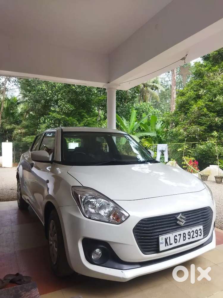 Maruti Suzuki Swift lxi 2019 Petrol 49000 Km Driven.Showroom condition
