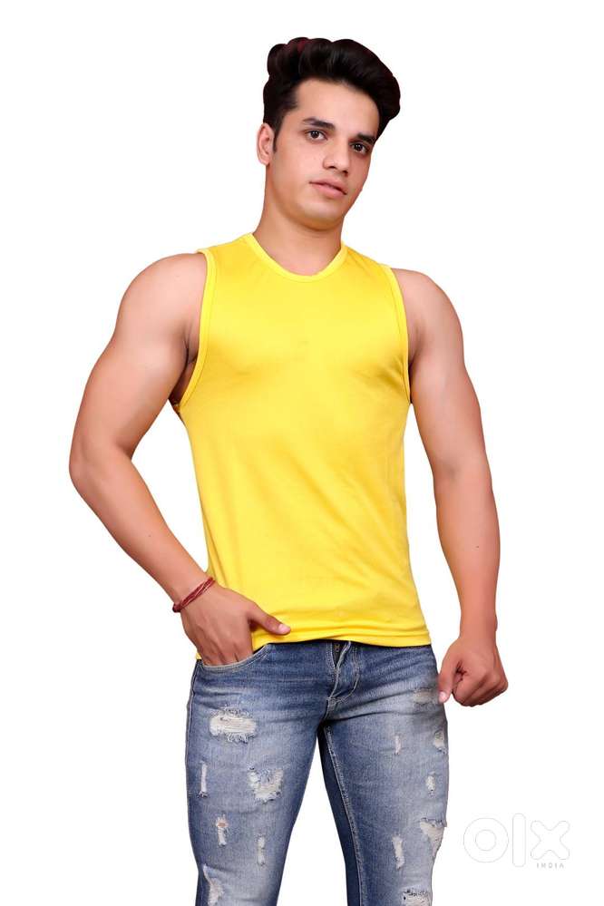 Gym vest for men and boys with out stickers price 45 only