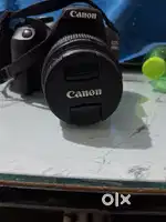 DSLR Camera