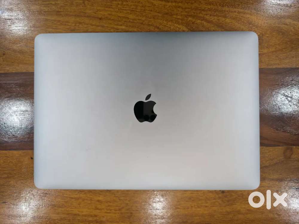 Apple MacBook Air 2020 with M1 Chip