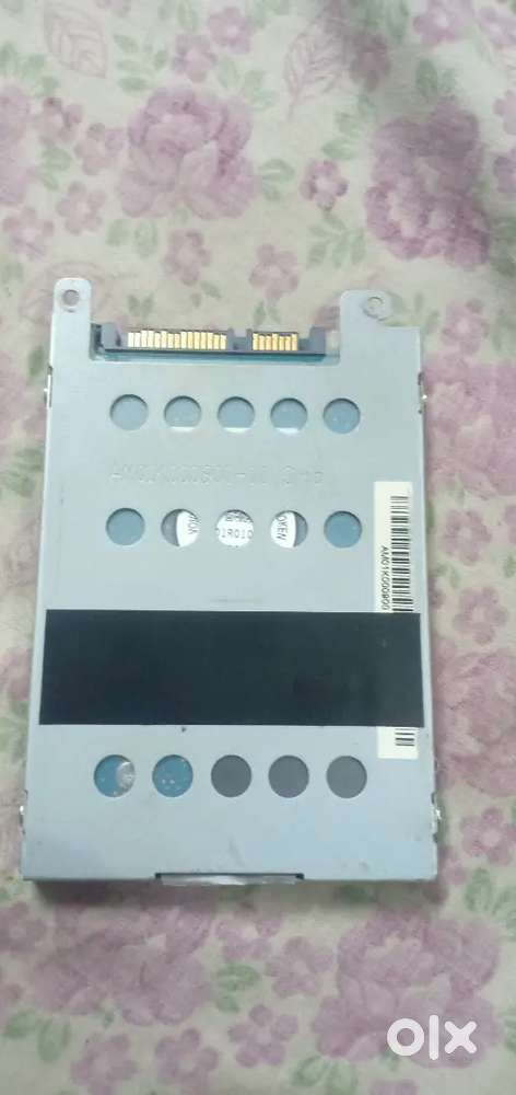 Harddisk 1 tb thosiba