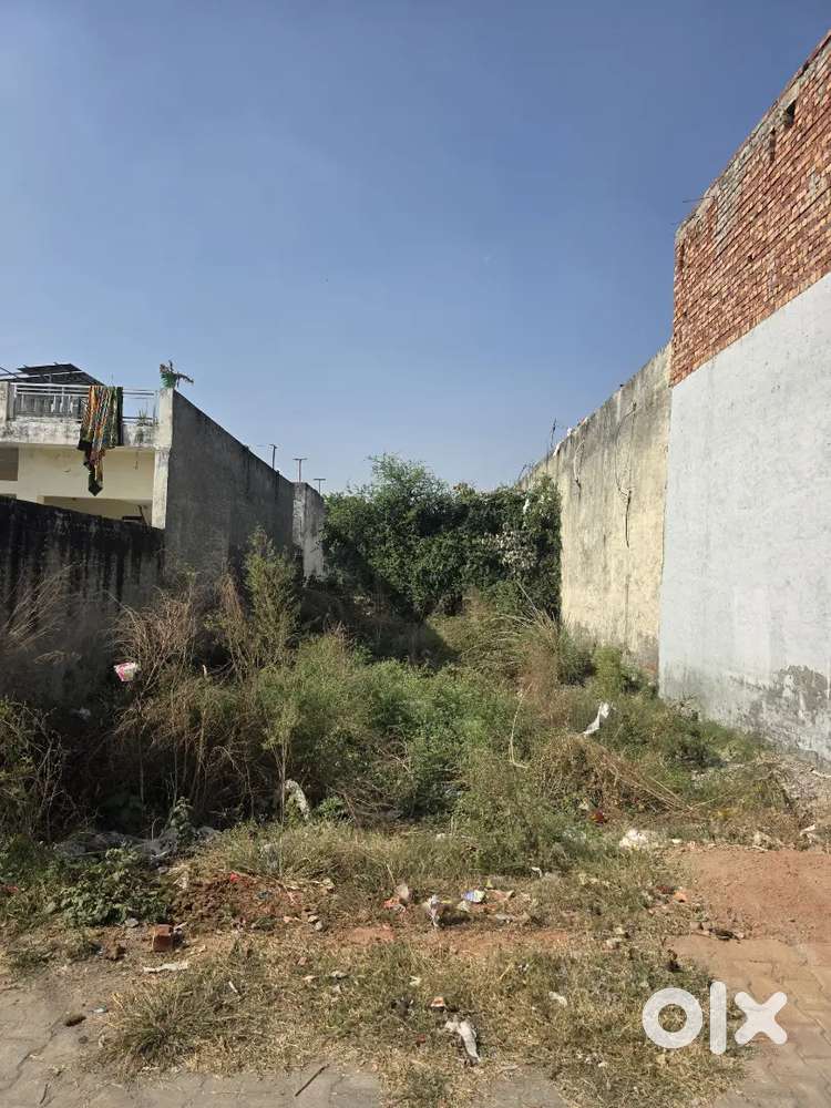 Plot for sale near karan ka teela