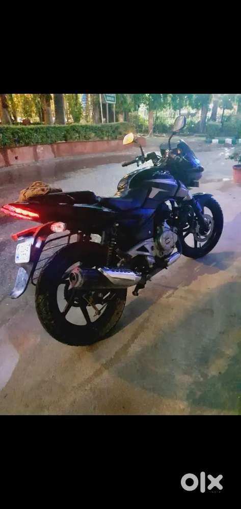 Urgent sell Bajaj pulsar 180