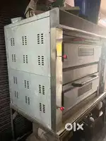 Commercial 2 deck 4 tray gas oven, digital tempreture and timer metre