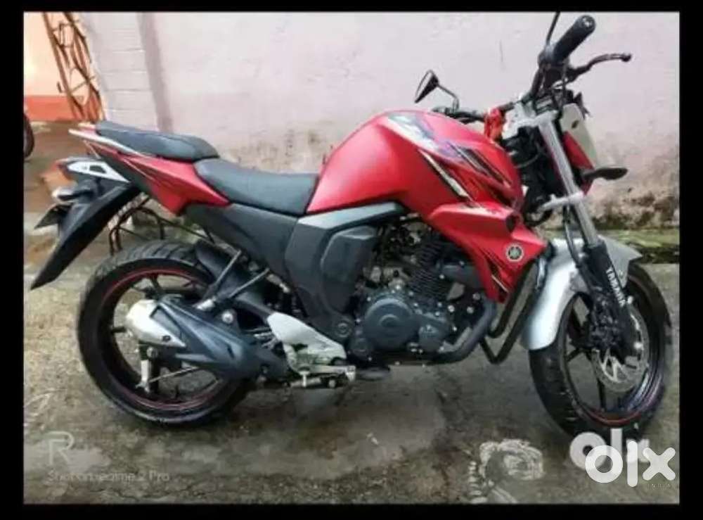 YAMAHA FZS V2 Urgent Sale