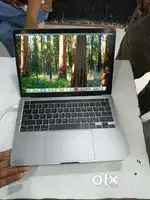 MacBook pro M1 ram 8 SSD 256 tuch bar new candision
