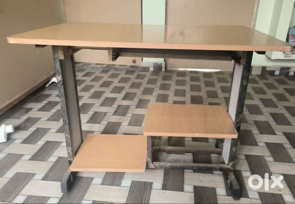 Sturdy Computer Table with Drawer & Keyboard Tray - Good Condition