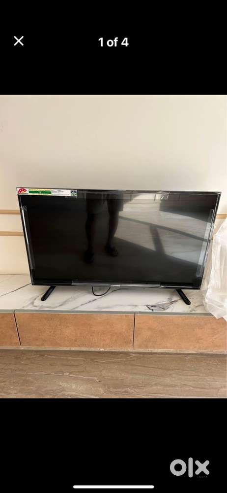 Compaq LED 40” smart