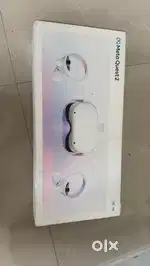 Meta Oculus Quest 2 128GB with controllers