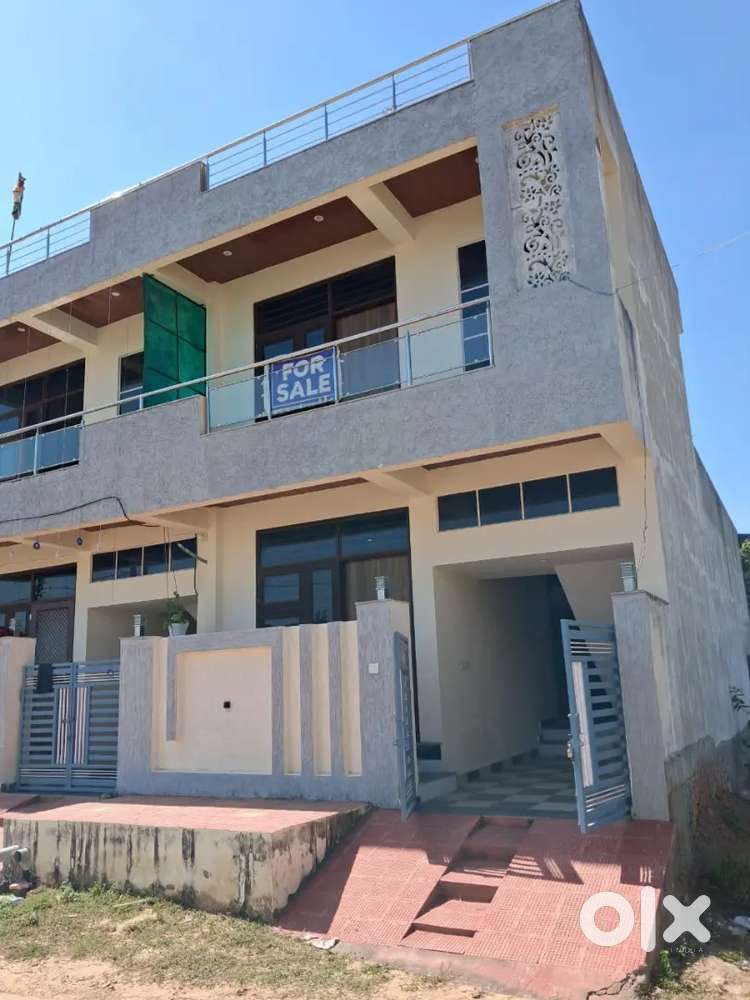 Urgent ...sale... 101  gaj Villa
