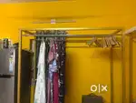 Versatile boutique display stand