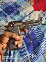 Pistol gas lighter