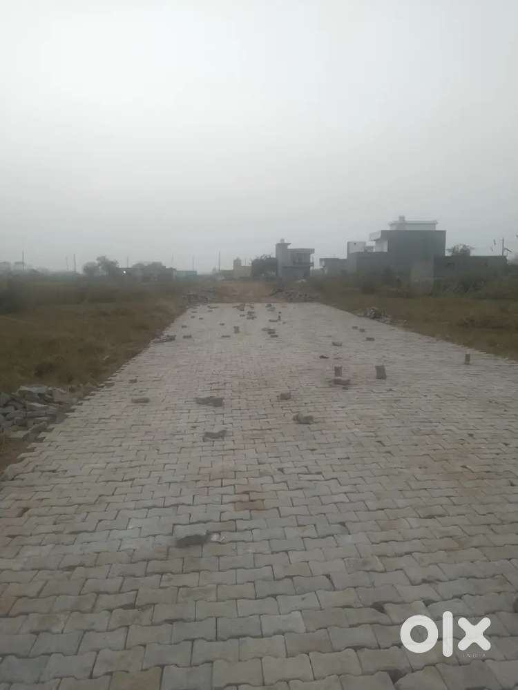 Plot Shyam vatika, Dipti enclave