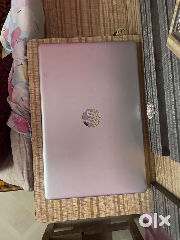 HP, ryzen 5, 12gb RAM, 512 SSD