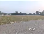 एयरपोर्ट के सामने, हाईवे से कुछ ही दूरी पर आवासीय प्लॉट