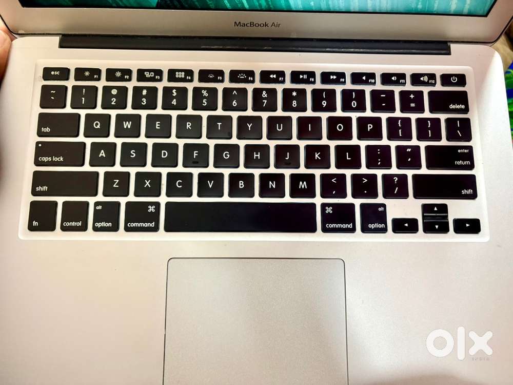 MacBook Air 13” 2015 Vintage Model