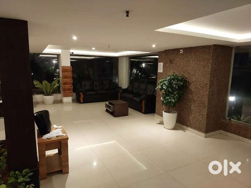 TRINITY  2BHK SEMI FURNISHED FLAT  RENT KAKKANAD, CHITTETHUKARA