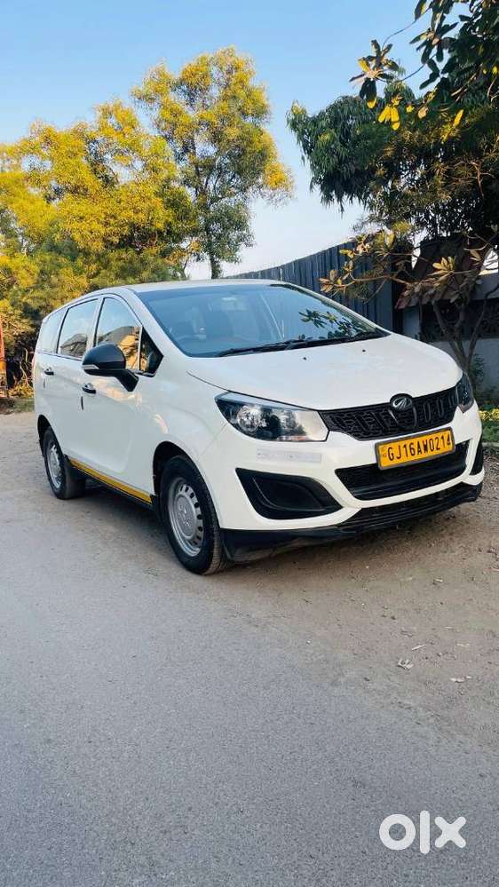 Mahindra Marazzo M2, 2022, Diesel