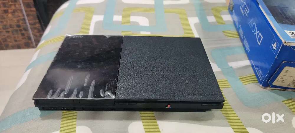 PS2 - used less than 100 hours