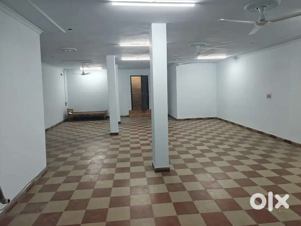 Residential Basement Hall for Godown / Coaching / Workshop