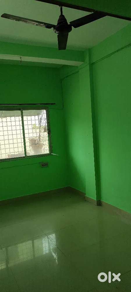 2bhk flat shatadbi sq manish nagar road near by school college market