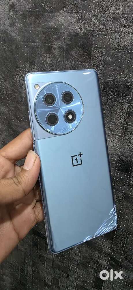 Oneplus 12R Edge display 8/128GB door broken no exchange